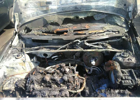 2013 Hyundai Sonata Gls z USA, uszkodzony, nr VIN 5NPEB4AC6DH653134